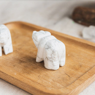 Howlite Bear