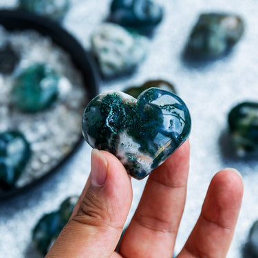 Moss agate heart