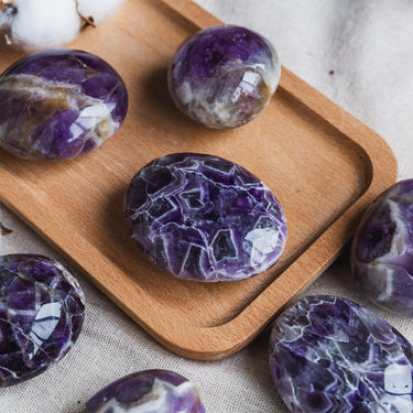 Dream Amethyst Palm Stone