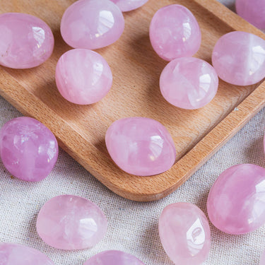 Rose Quartz Palm Stone