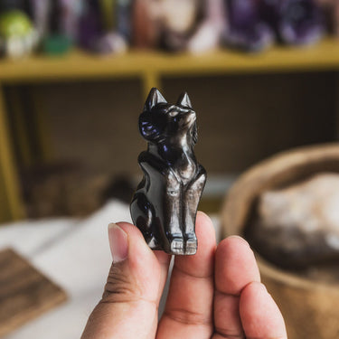 Silver Sheen Obsidian Wolf