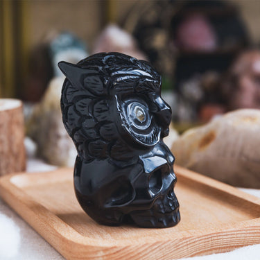 Black Obsidian Skull With Owl