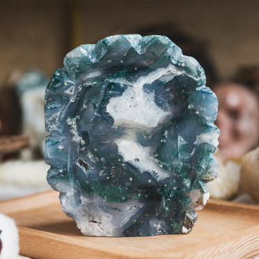 Moss Agate Indian Skull