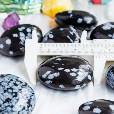 Snowflake Obsidian Palm Stone