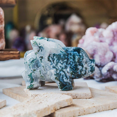 Moss Agate Flying Pig