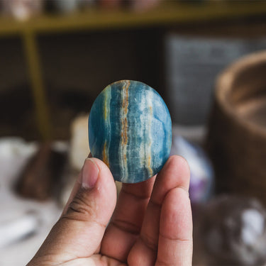 Blue Onyx Palm Stone