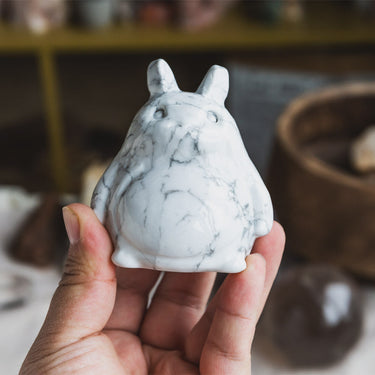 Howlite Totoro