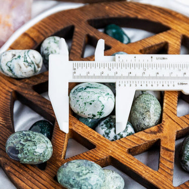 Moss Agate Tumbled Stone