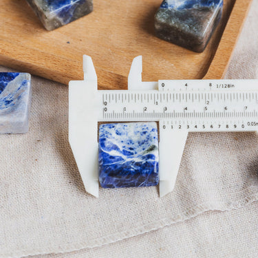 Sodalite Stand