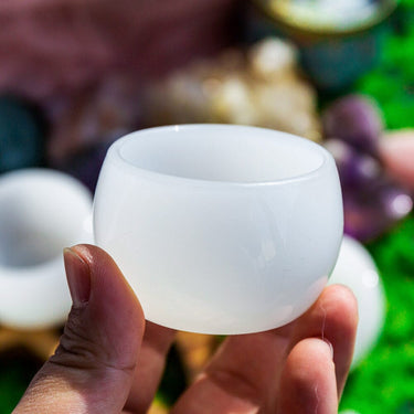 White jade cup/bowl