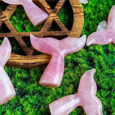 Rose quartz fish tail